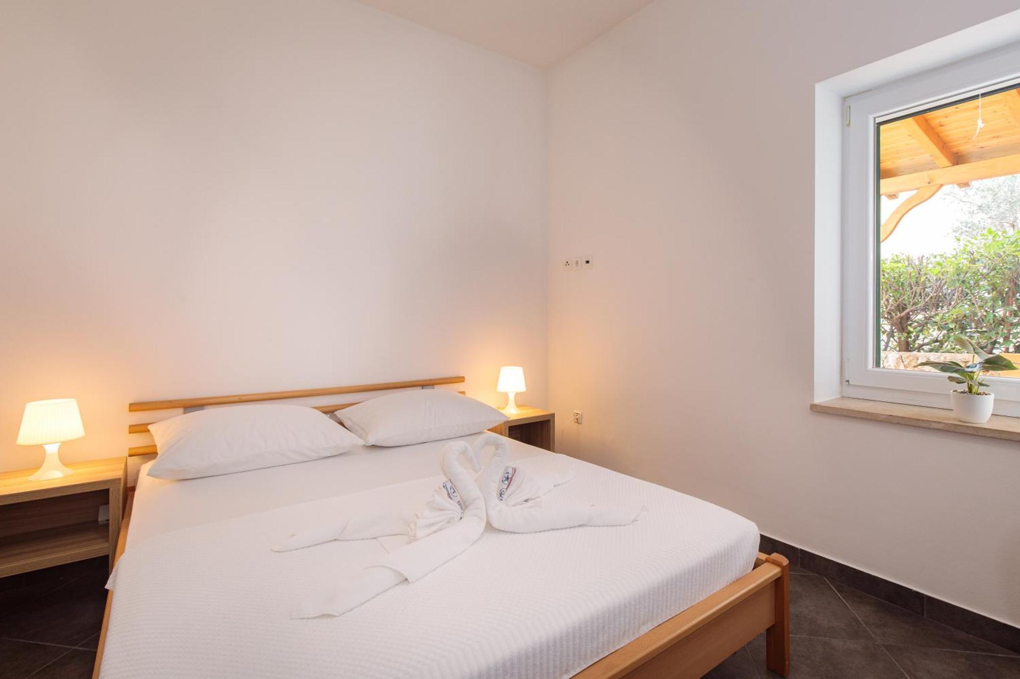 Apartments Tm Đảo Krk Ngoại thất bức ảnh