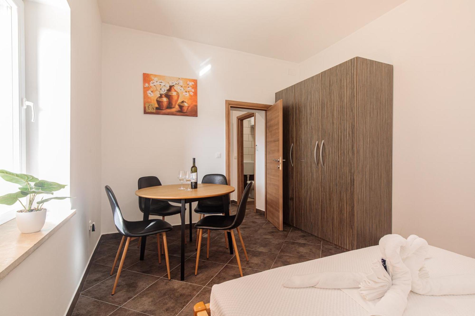Apartments Tm Đảo Krk Ngoại thất bức ảnh