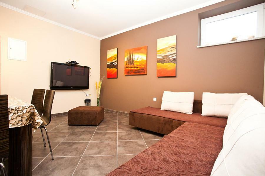 Apartments Tm Đảo Krk Ngoại thất bức ảnh